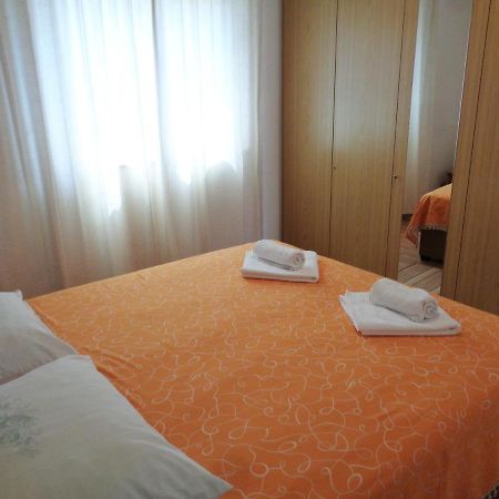 Katja Beach Apartment Račišće Bagian luar foto