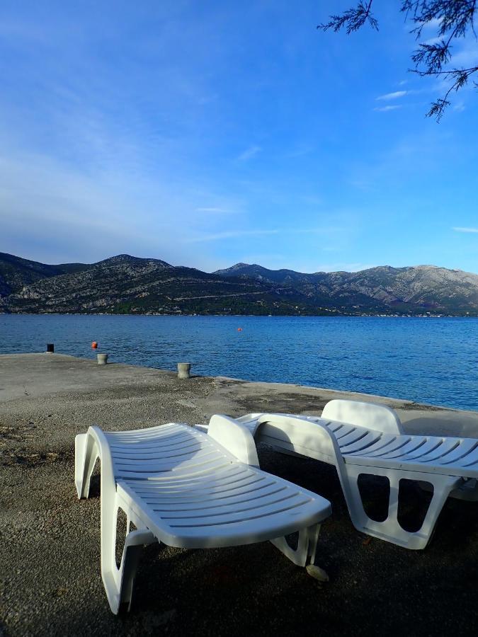 Katja Beach Apartment Račišće Bagian luar foto