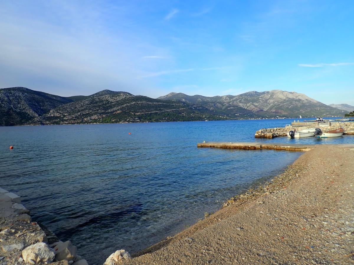 Katja Beach Apartment Račišće Bagian luar foto