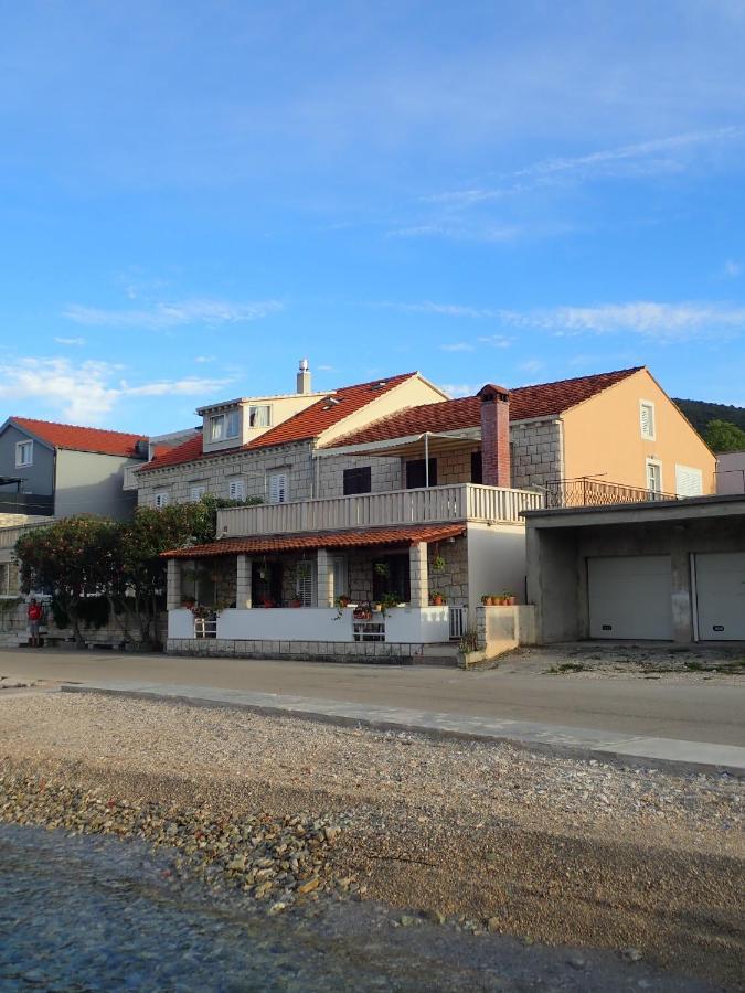 Katja Beach Apartment Račišće Bagian luar foto