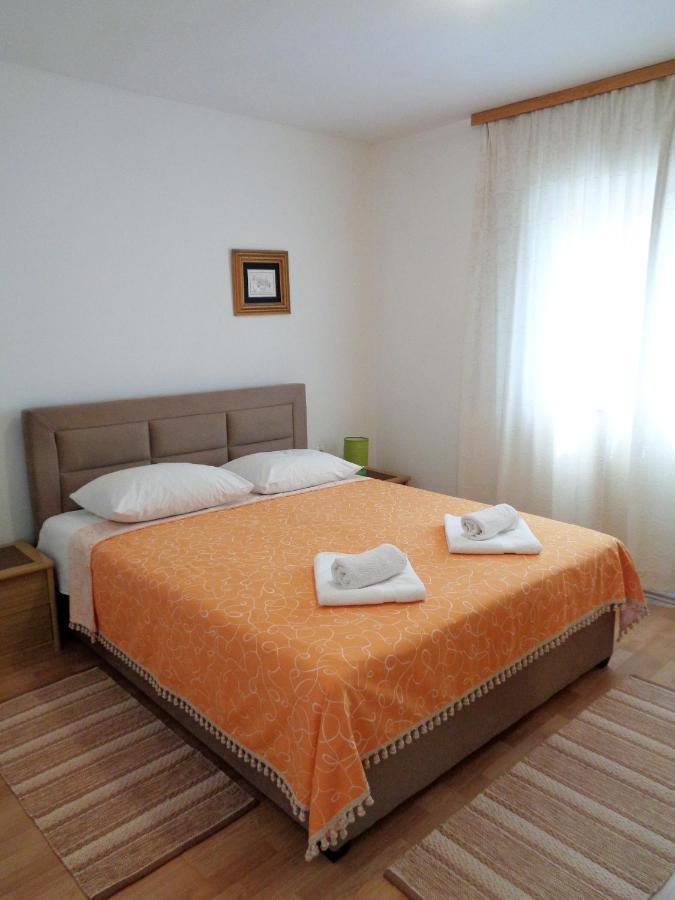 Katja Beach Apartment Račišće Bagian luar foto