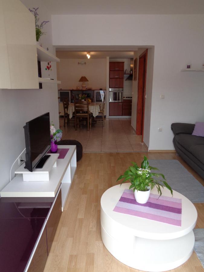 Katja Beach Apartment Račišće Bagian luar foto