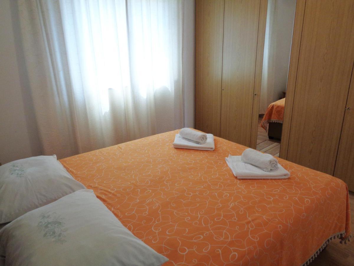 Katja Beach Apartment Račišće Bagian luar foto