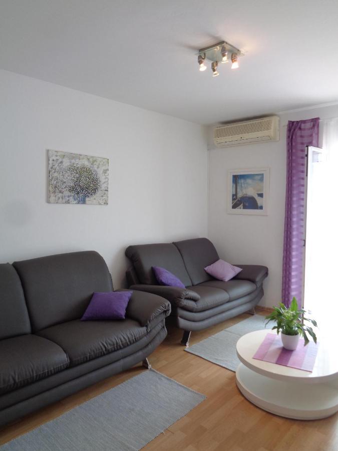 Katja Beach Apartment Račišće Bagian luar foto