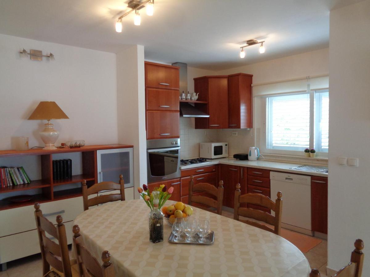 Katja Beach Apartment Račišće Bagian luar foto