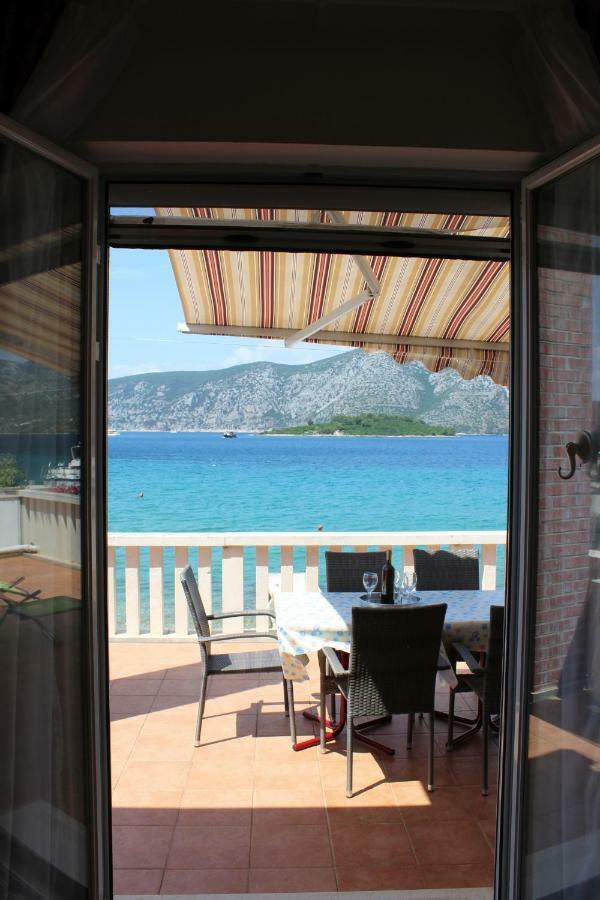Katja Beach Apartment Račišće Bagian luar foto