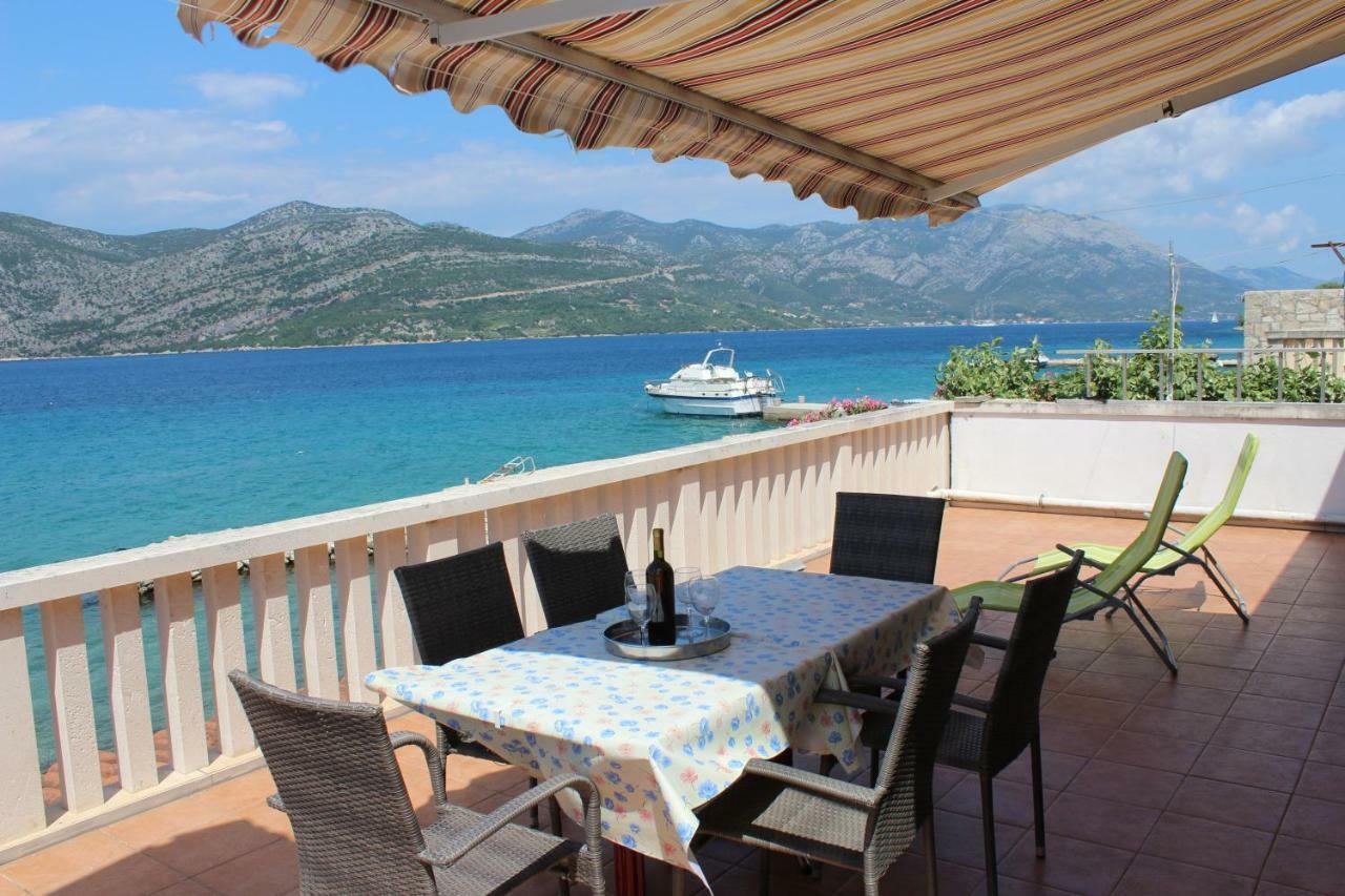 Katja Beach Apartment Račišće Bagian luar foto